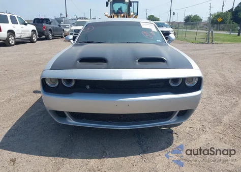 2023 Dodge Challenger Srt Hellcat Jailbreak z USA, uszkodzony, nr VIN 2C3CDZC92PH525586